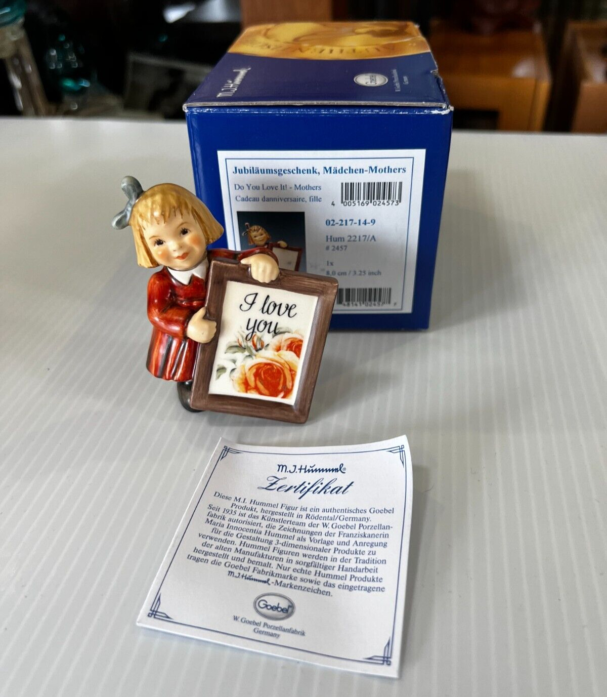 Hummel _ Do You Love It - Mother _ 3.25 Inch Figurine HUM 2217/A with Box TMK8