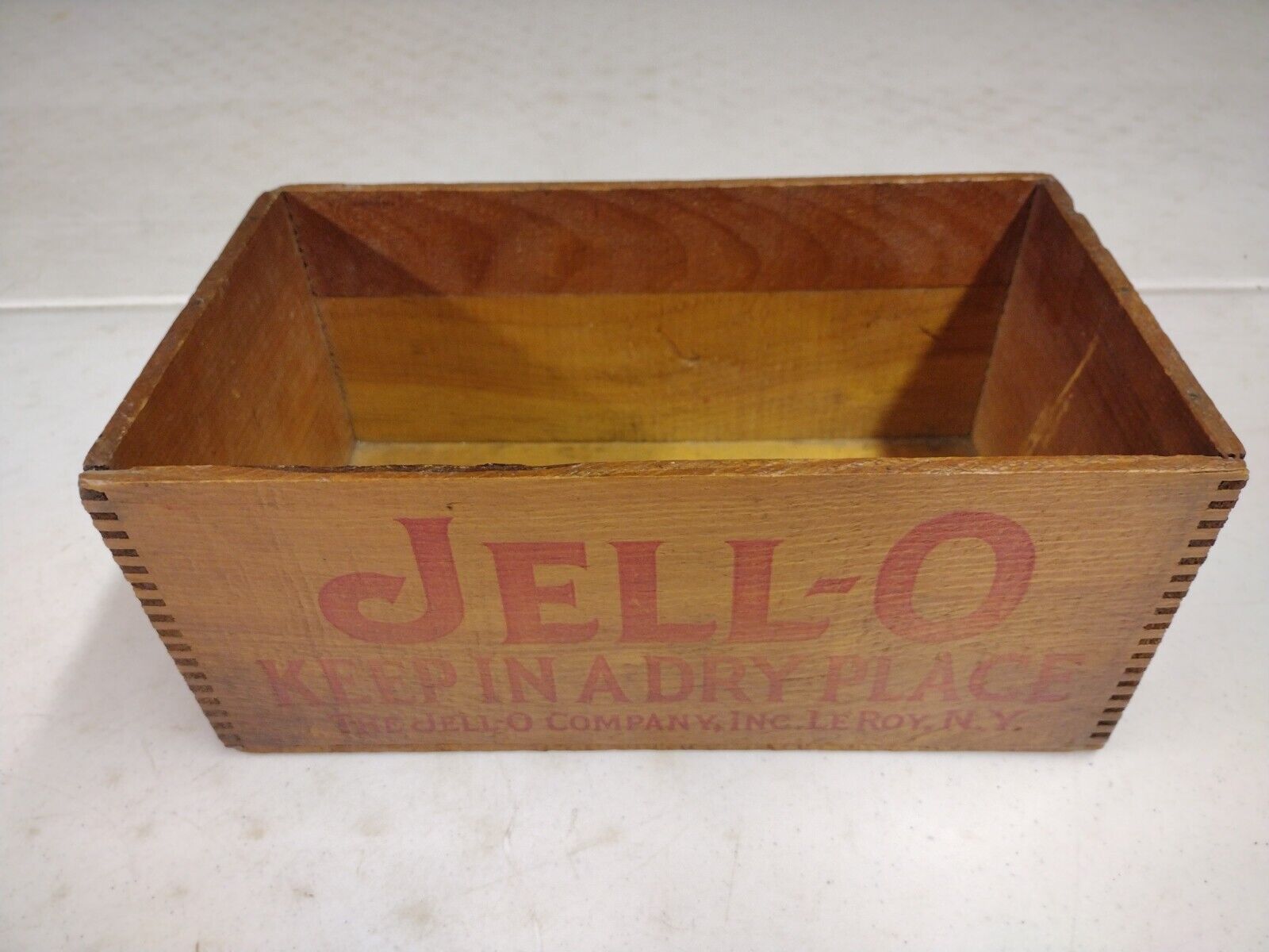 Vintage Jell-O 36ct Wood Dovetail Box Crate General Store Grocery