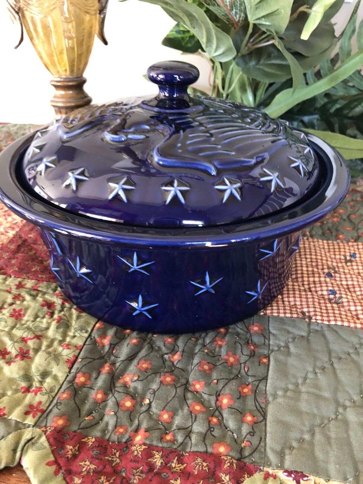 Longaberger Pottery American Eagle Cobalt Blue Round Covered Casserole Dish