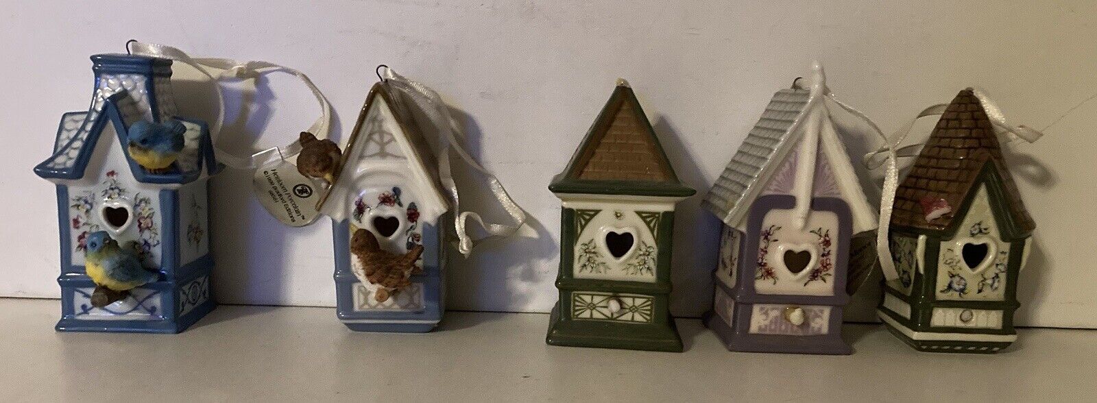 5 Home Is Where The Heart Is Birdhouse Ornaments 1999 Bradford Editions“Chipped”