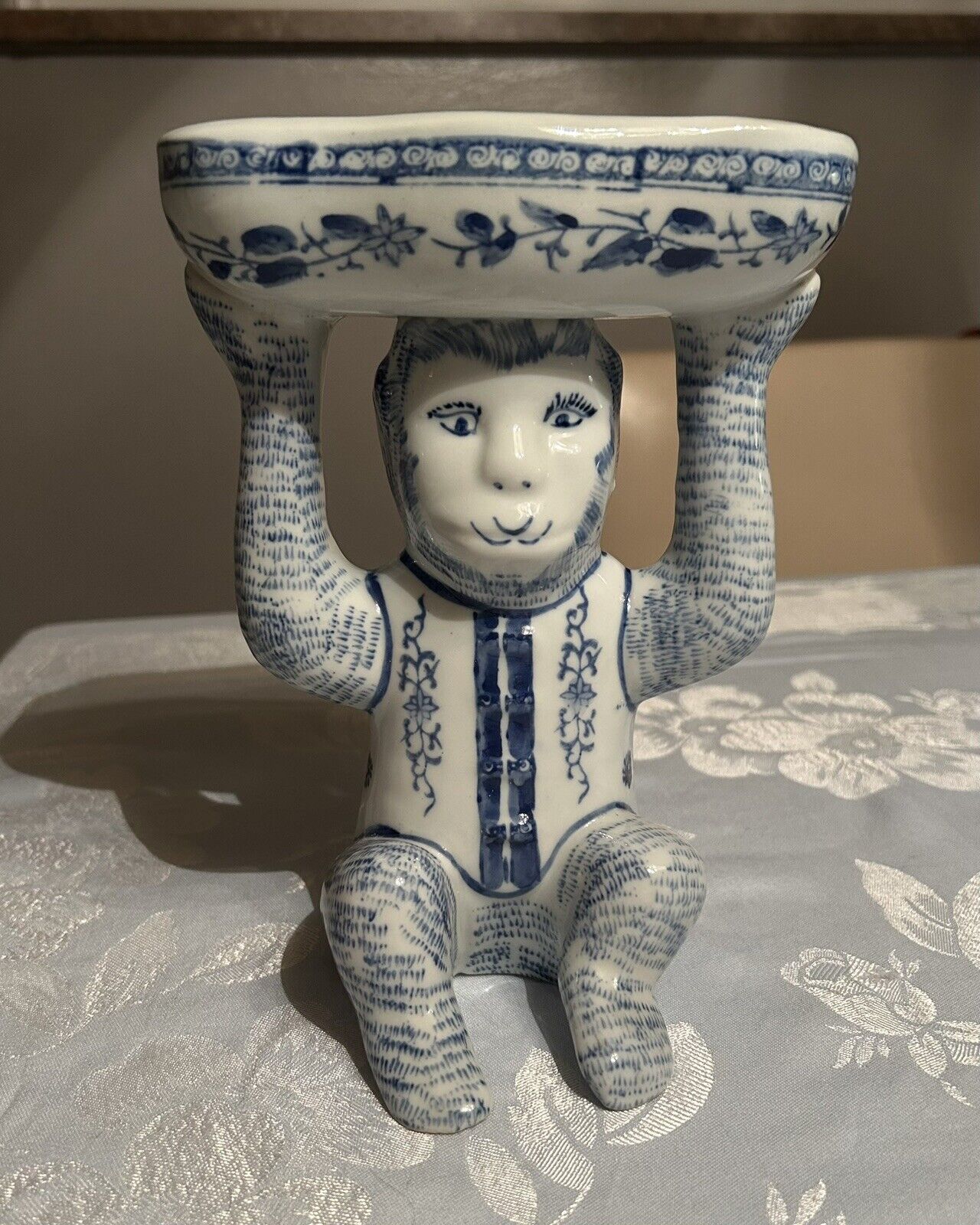 Vintage Oriental Chinoiserie Blue & White Porcelain Monkey Soap Or Trinket Dish