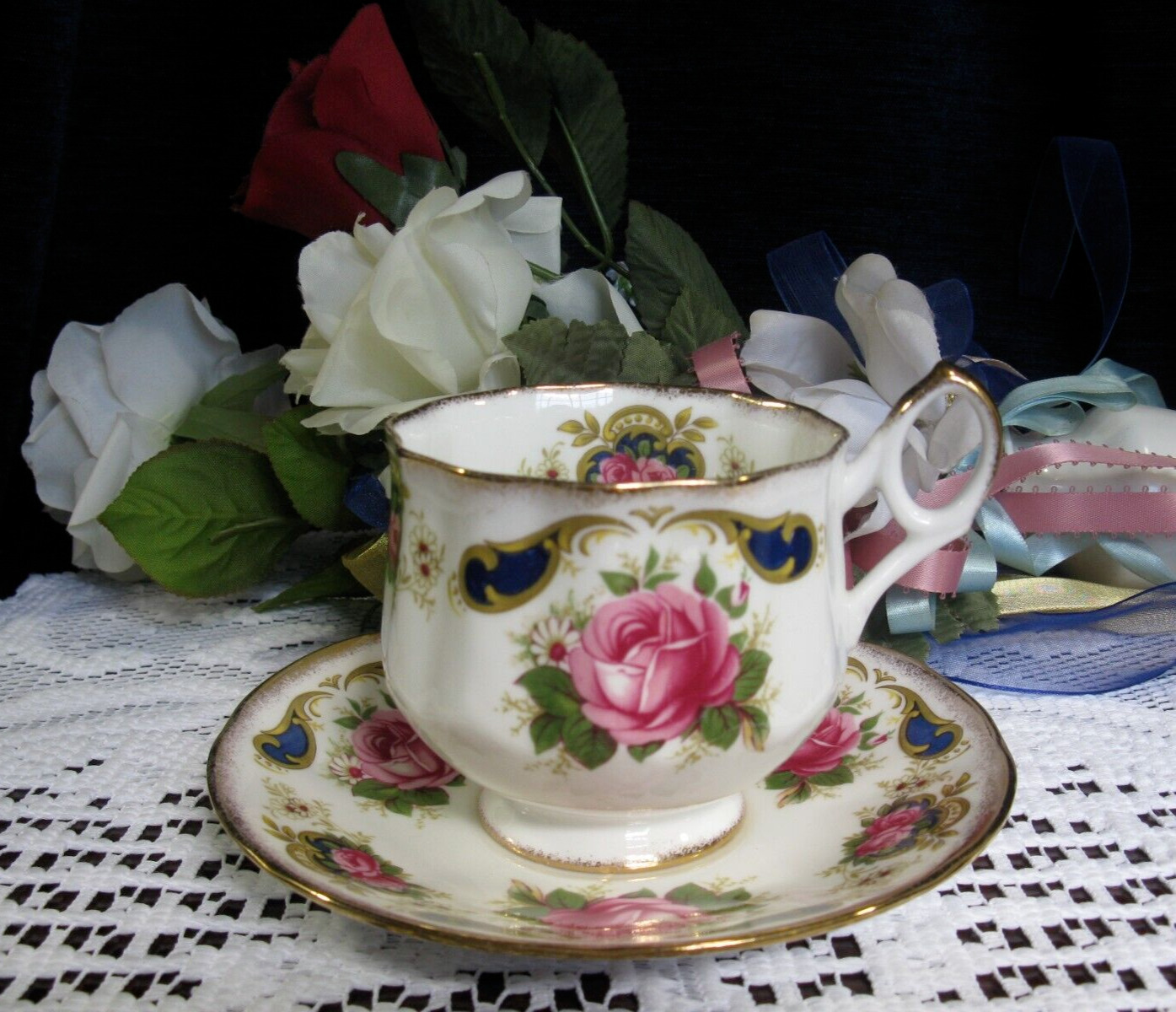 Royal Dover Fine Bone China Made in England Footed Teacup & Saucer Pink Roses