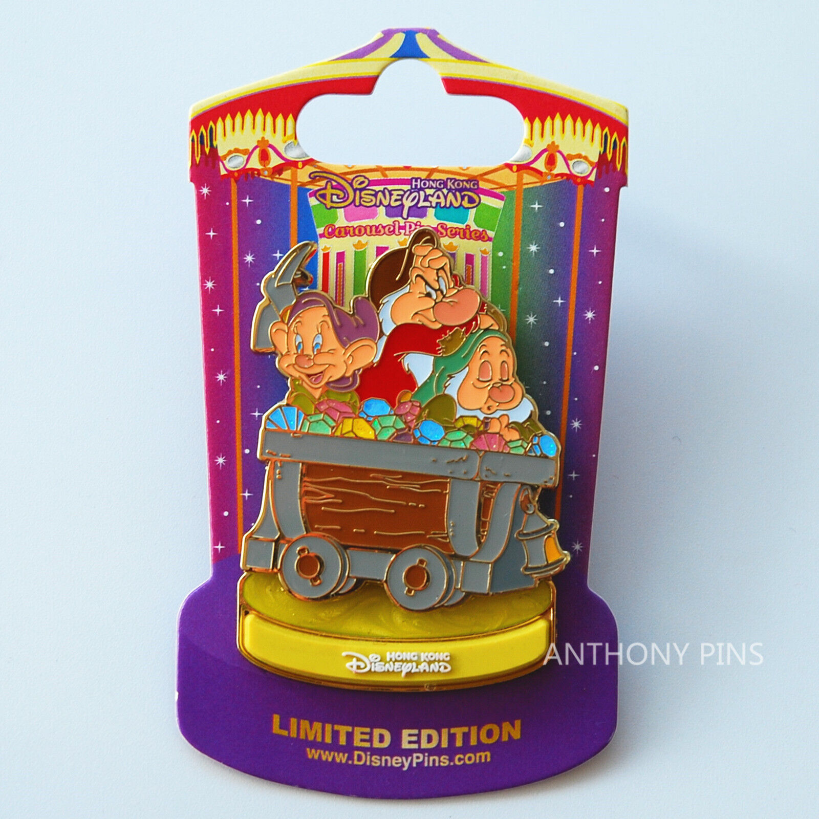 Disney Pin Hong Kong HKDL Carousel Theme Pin Series LE300 The Dwarfs New on Card