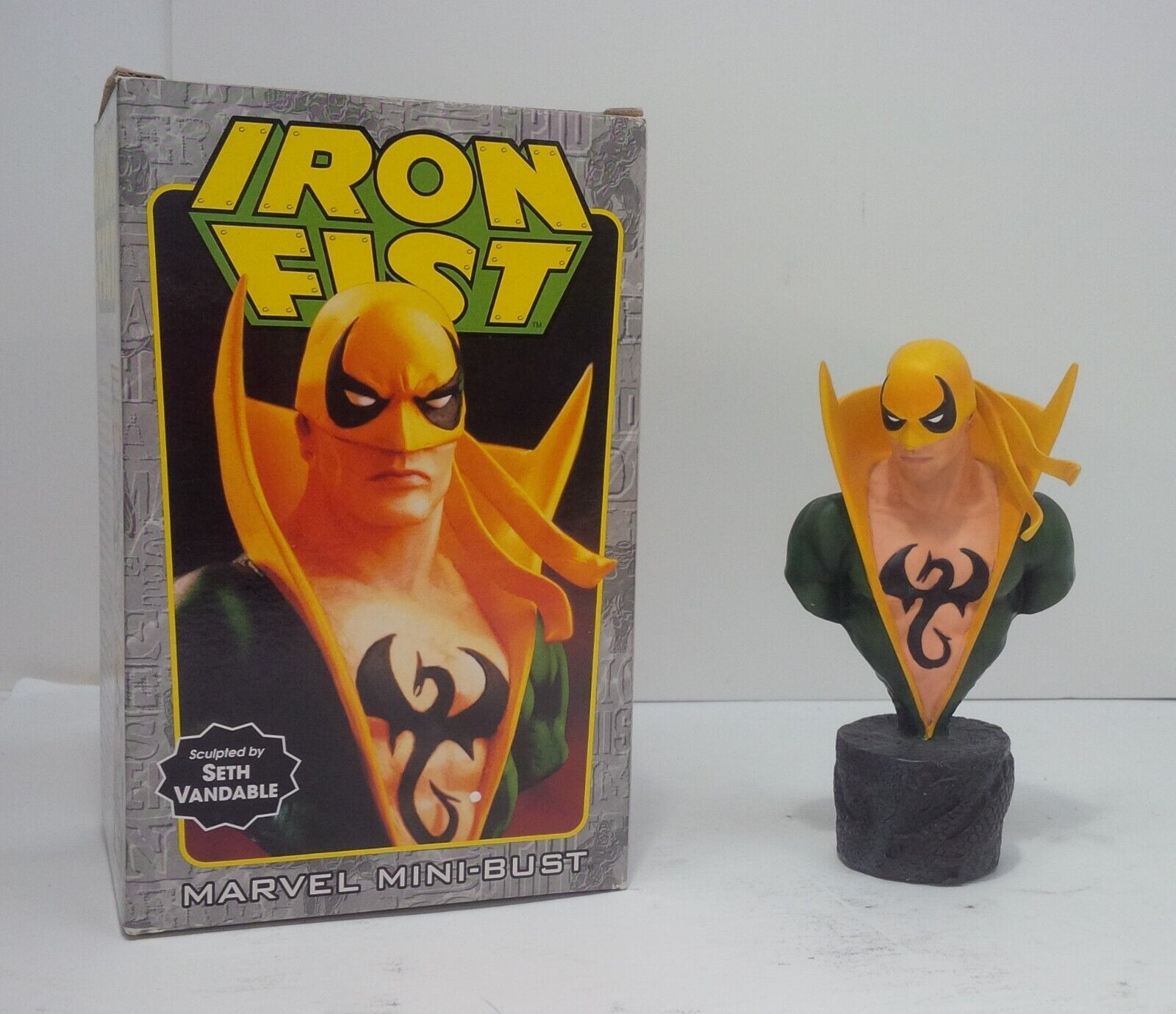 Bowen Designs Iron Fist Marvel Mini Bust #1272 / 4000 Defenders