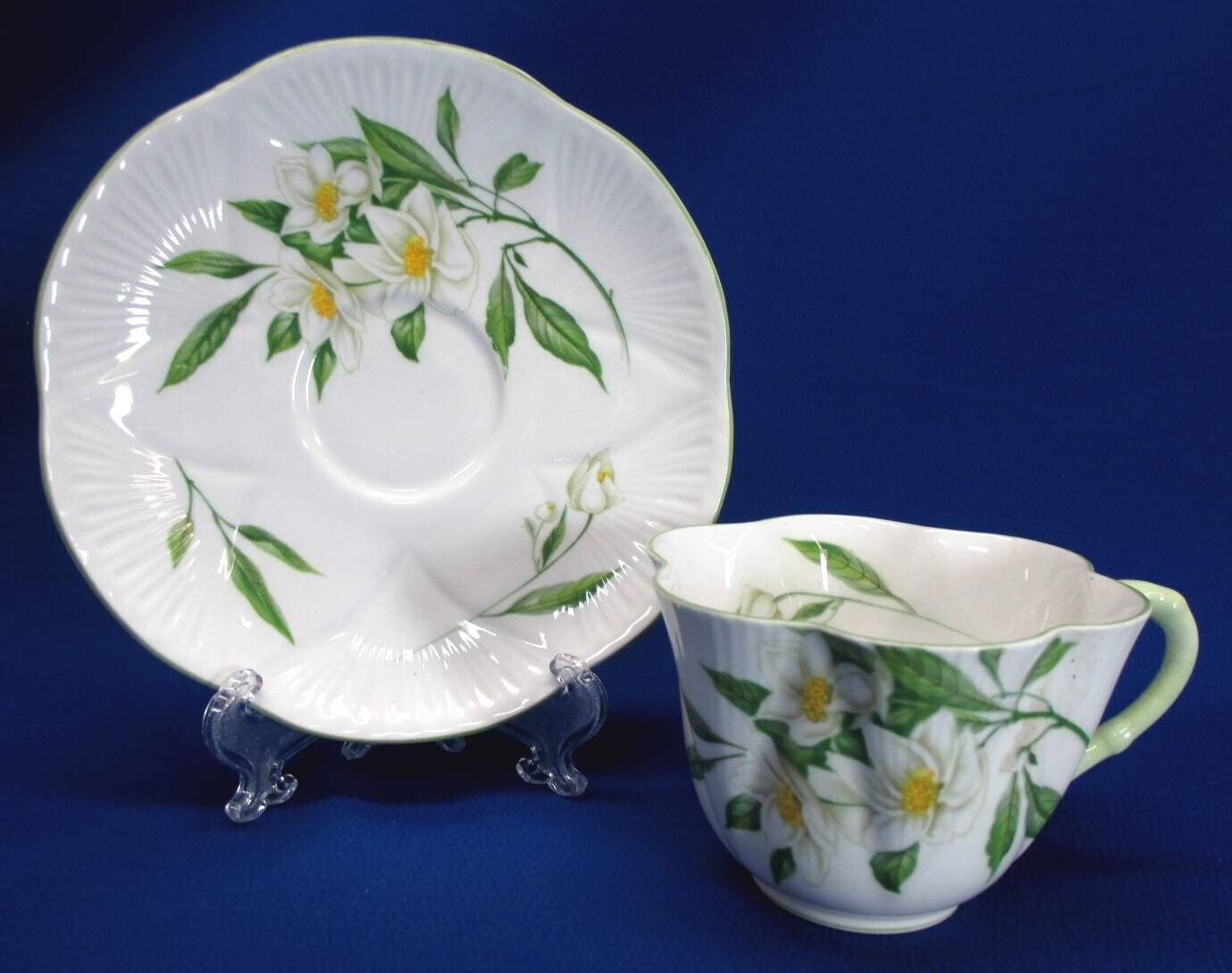 SHELLEY CUP AND SAUCER SYRINGA 14063 FLORAL CUP AND SAUCER