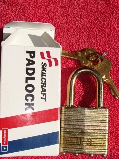 SKILCRAFT U.S. Padlock & 2 Keys Never Used Original Box Steel Lock Brass Keys