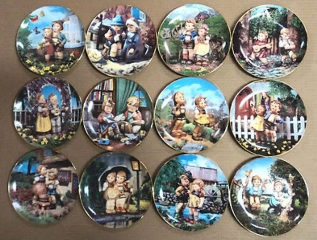 COMPLETE SET 1989/92 MJ Hummel Little Companions plates And Rose Society Plate.