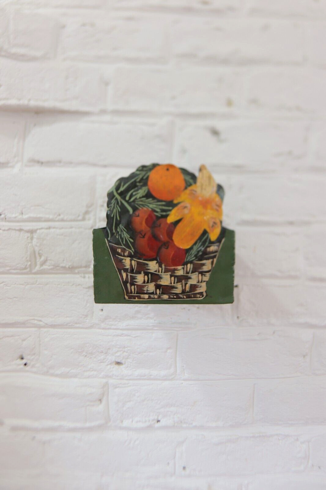 VTG Oval Tin Cache Pot Planter Scalloped Handpainted Basket Banana Oranges