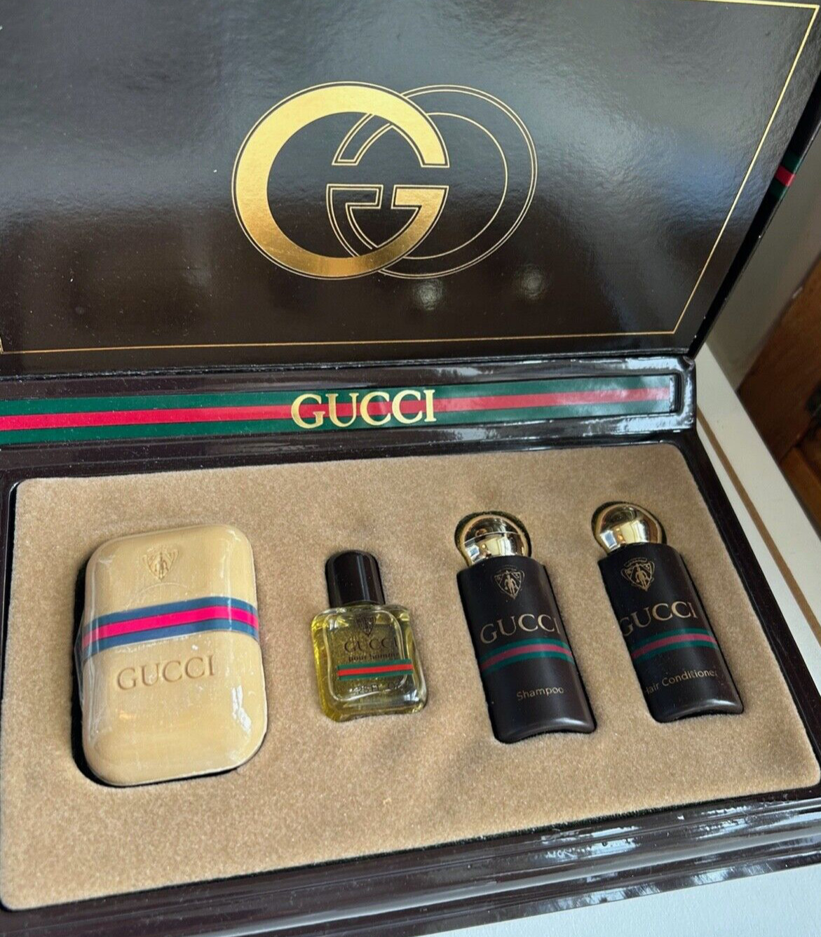 vtg 1980s Gucci pour Homme BOX SET soap shampoo cologne retro gift brown logo