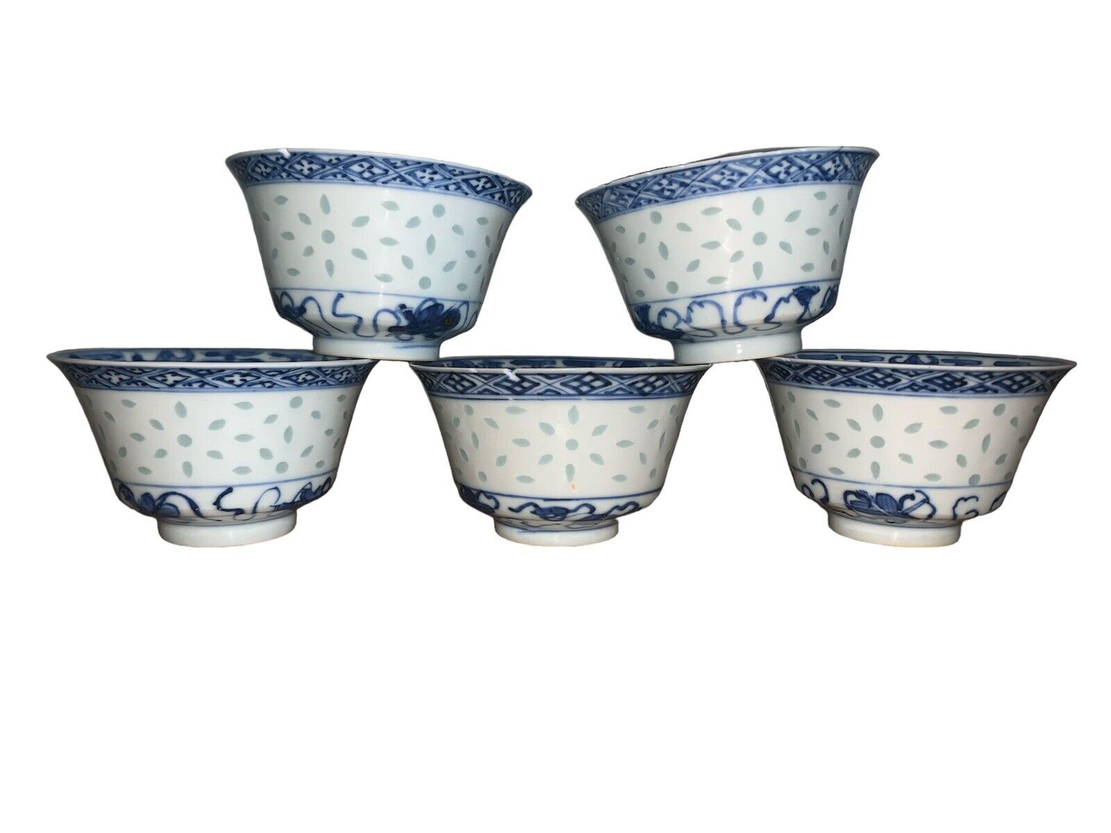 Set Of 5 Vintage Chinese Rice Grain Porcelain Tea/Saki Cups Blue White READ