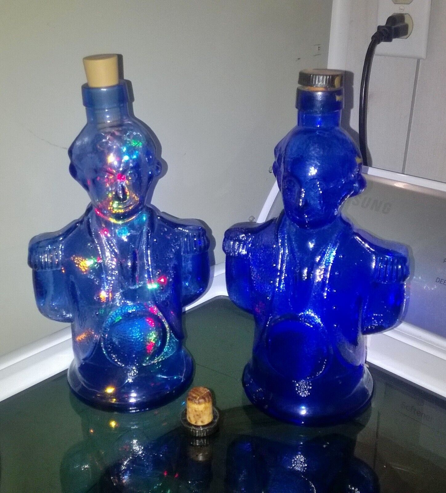 JACQUIN WASHINGTON CORDIAL COBALT BLUE DECANTER PHILADELPHIA PA liquor bottle