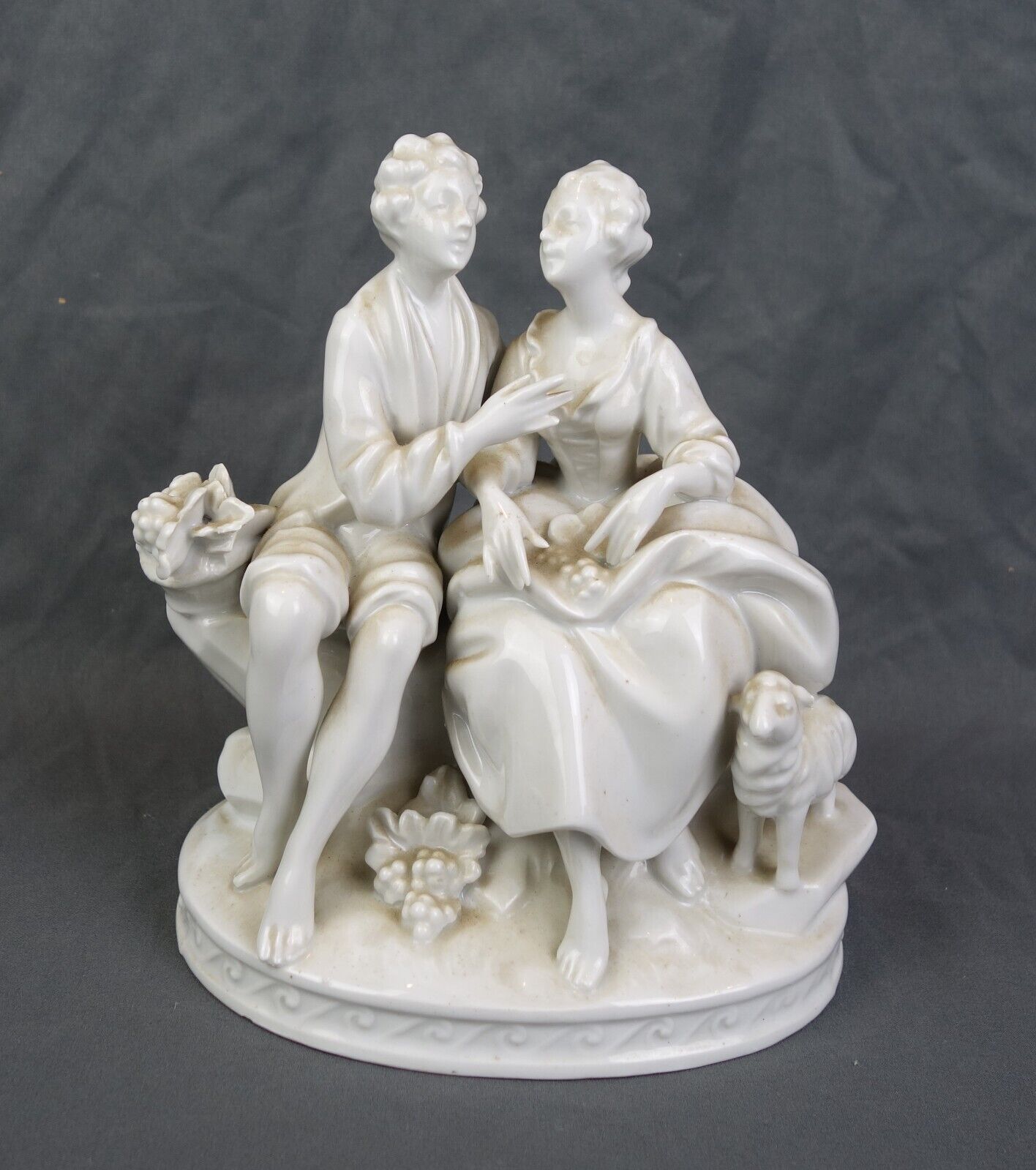 Antique Gerold & Co Tettau Bavaria Porcelain Romantic Couple Figurine Germany