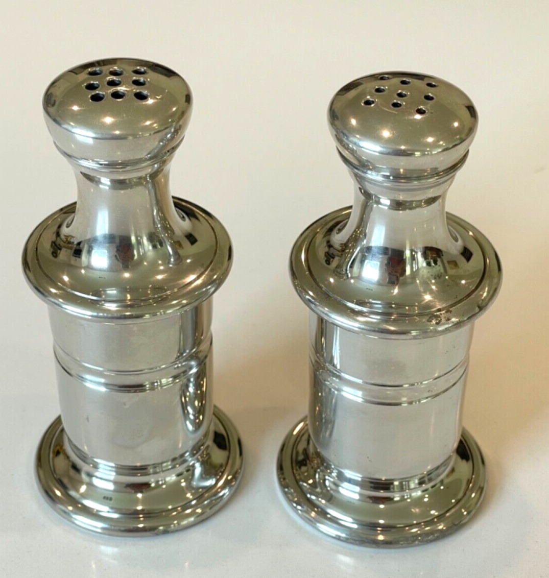 Shirley Williamsburg Virginia Hand Made Vintage Pewter Salt and Pepper Shakers
