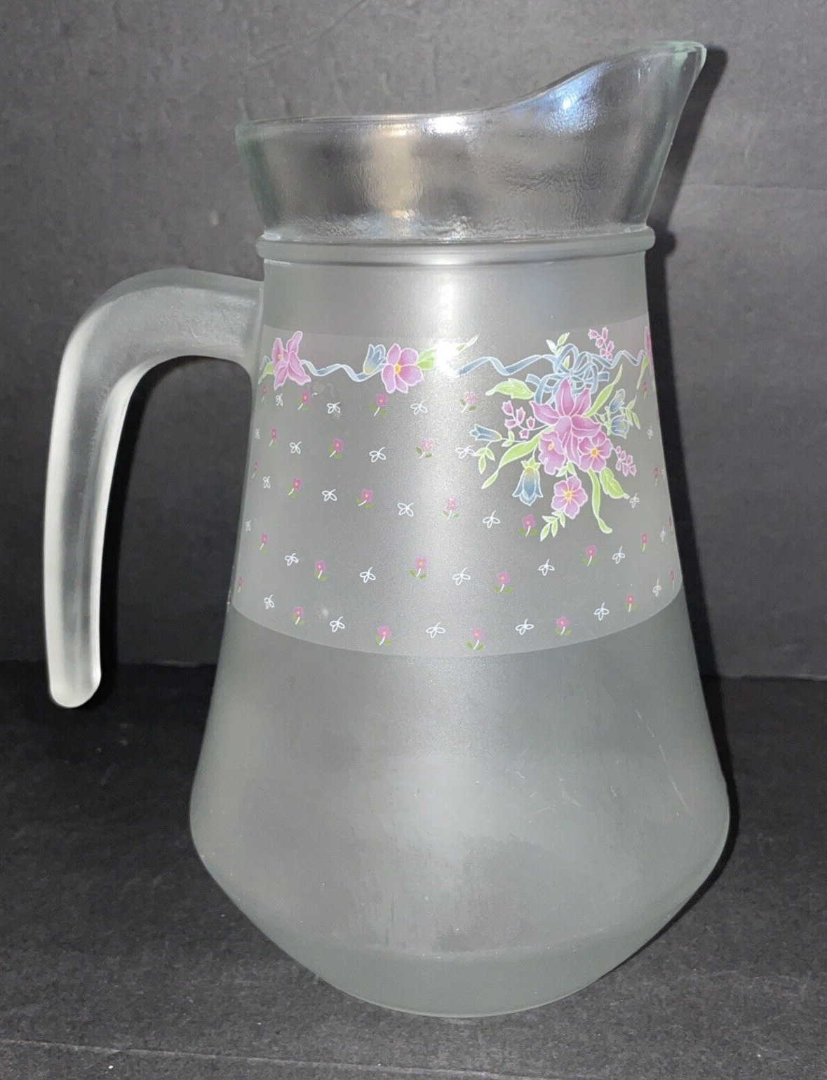 Briliant Frosted Flower Glass Pitcher 8.5\