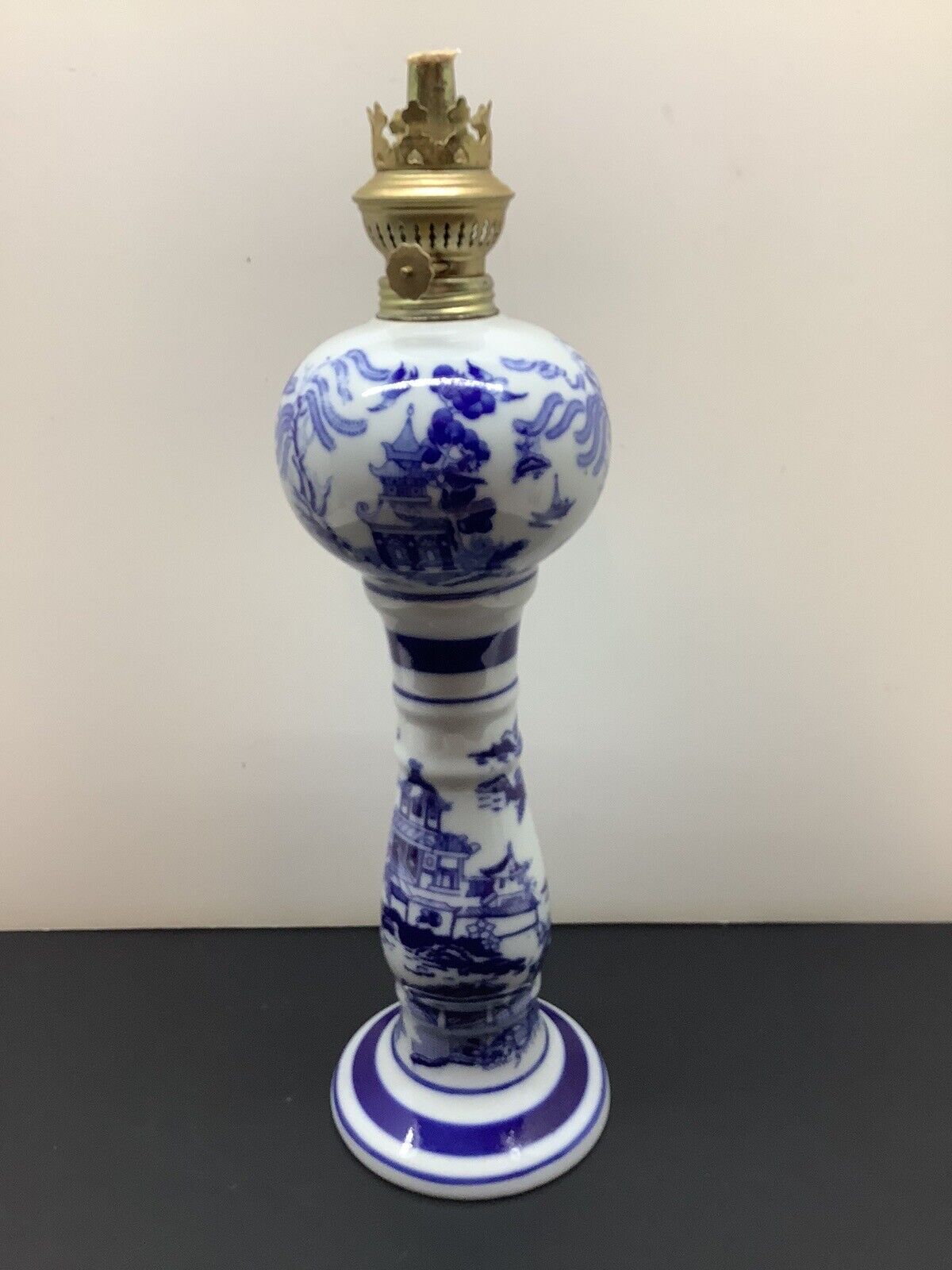 RARE Antique Vintage Blue & White Porcelain Oil Lamp Liberty Mark W/ Eagle EUC