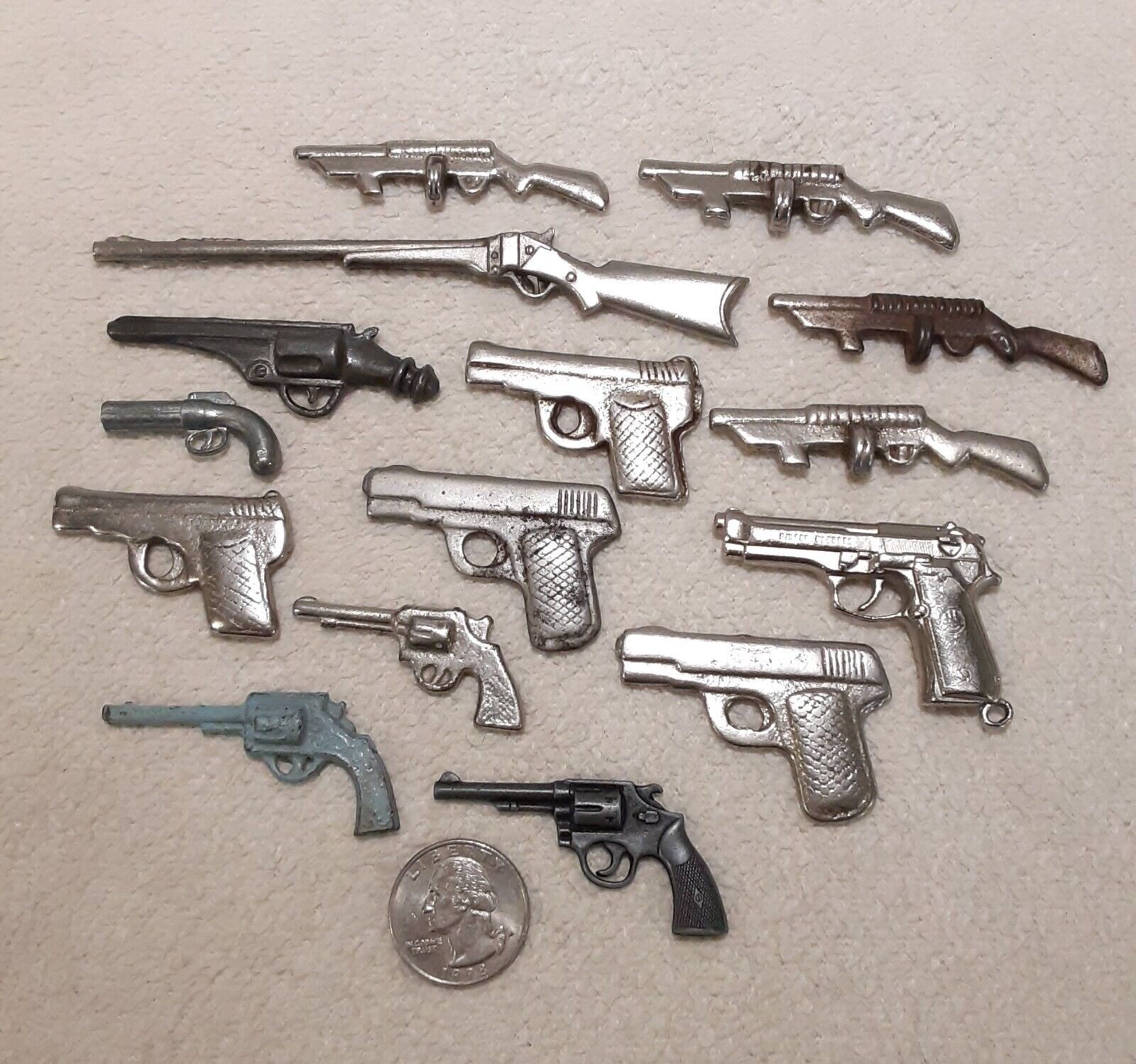Wholesale junk drawer lot mini metal toys tiny pistol revolver machine hand gun