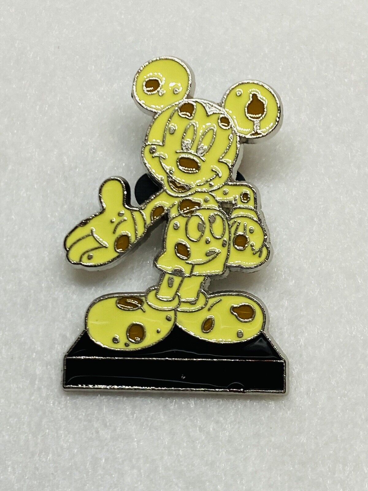 Disney Trading Pin -  Mickey Mouse 75 InspEARations - Big Cheese Mickey