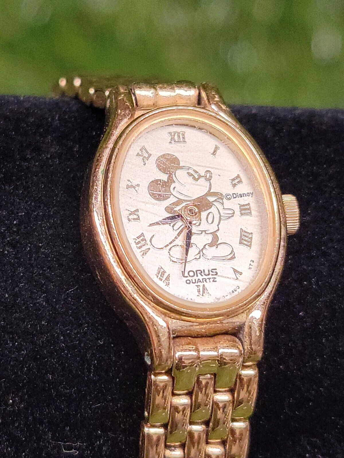 Vintage Lorus Mickey Mouse Disney Gold Tone Watch Parts Or Repair