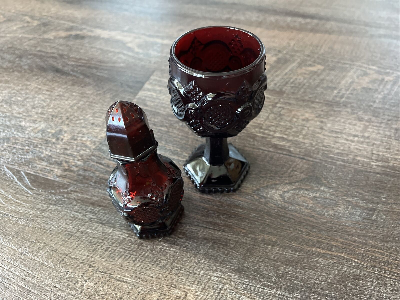 Vintage Avon Ruby Red Cape Cod Set of Wine Goblet 4.5\