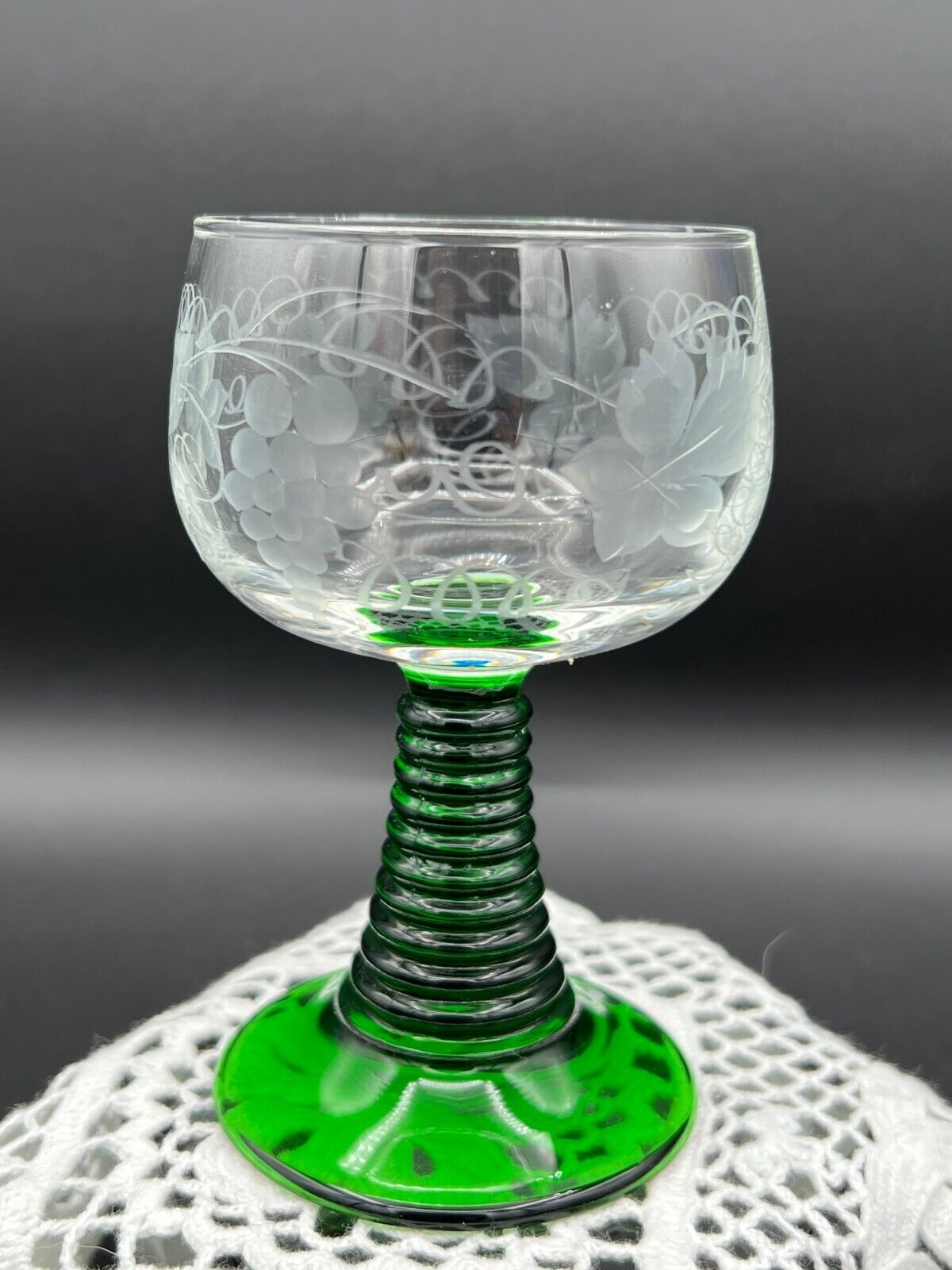 Vintage Etched Emerald Green Luminarc Beehive Rhein Roemer Wine Glasses