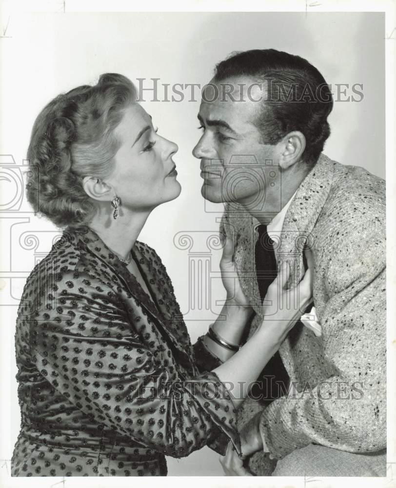 1952 Press Photo Ruth Hussey and Mark Stevens star in \