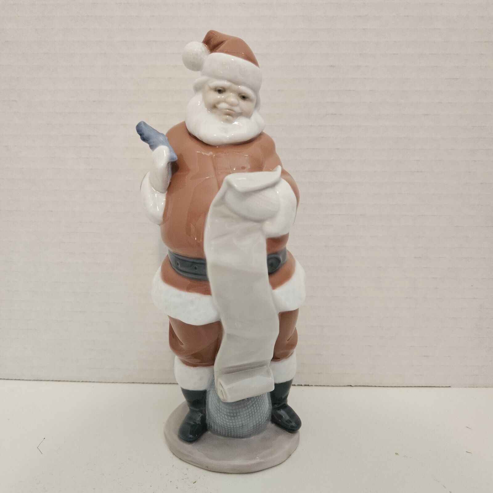 LLADRO 6657 SANTA'S LIST Porcelain Christmas Figurine Millennium 1999 