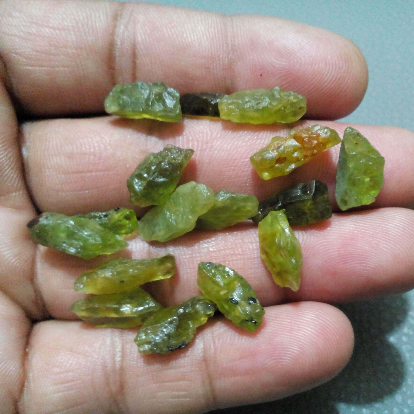 100% Natural Excellent Green Peridot Rough 66.65 Crt Peridot Rough Jewelry