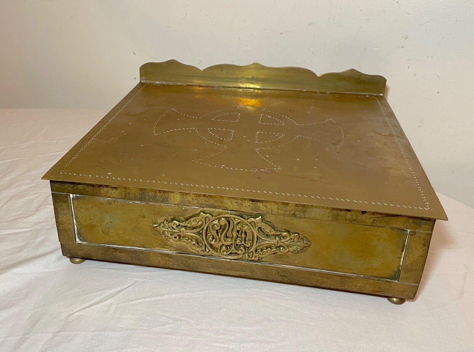 quality vintage plated brass bronze religious IHS church bible book stand box
