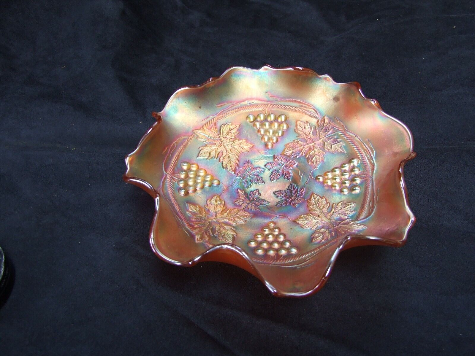 Antique Carnival Small Glass Bowl\'\' Grapes & Leaves \'\'Pattern  Marigold 1920\'s 