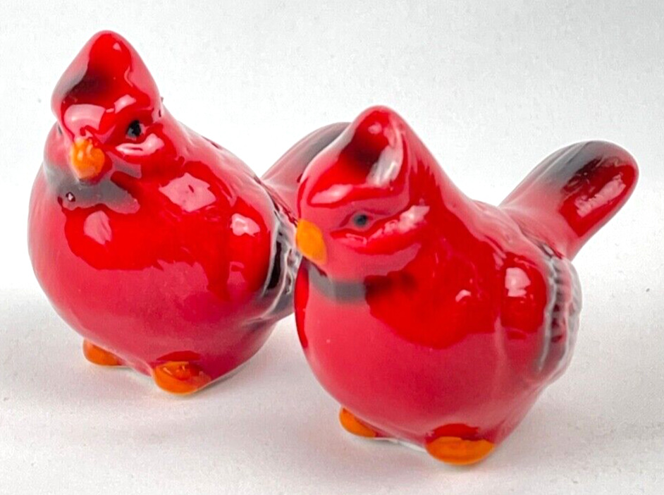 Cardinal Birds Salt & Pepper Shakers Set by Robert Stanley