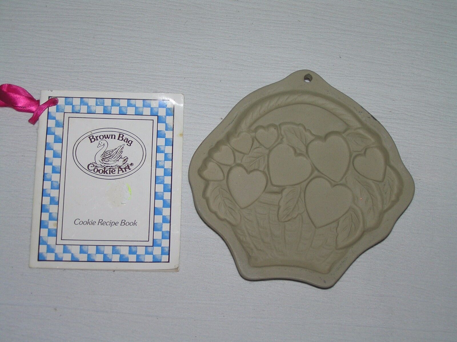 Brown Bag Cookie Art Hill Design 1992 Basket Full of Hearts Mold & Cookie Recipe