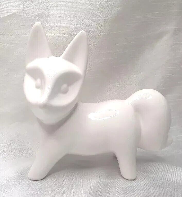 White Ceramic Fox Figurine 6\