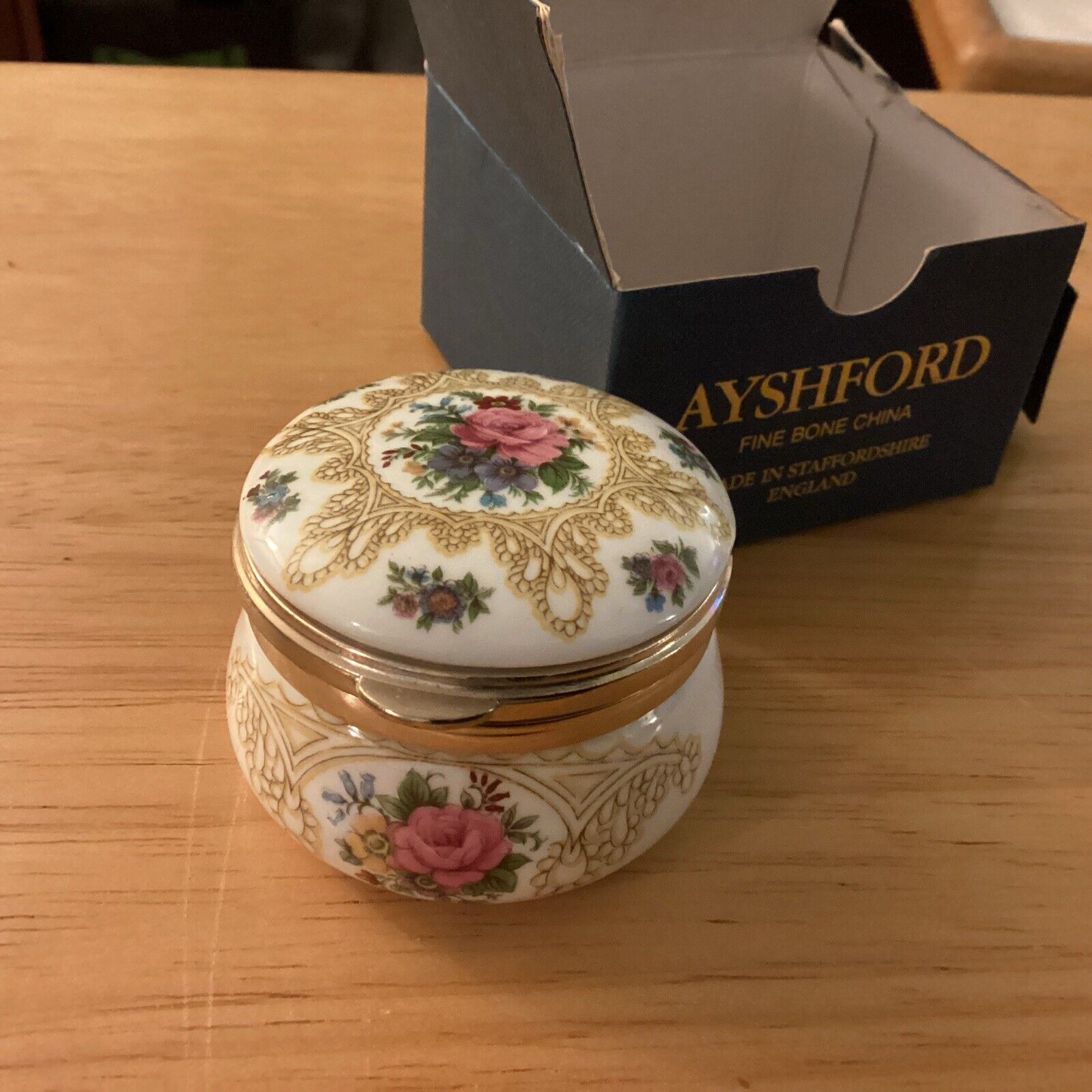 Ayshford Hinged Trinket Box Fine China Made In Staffordshire England