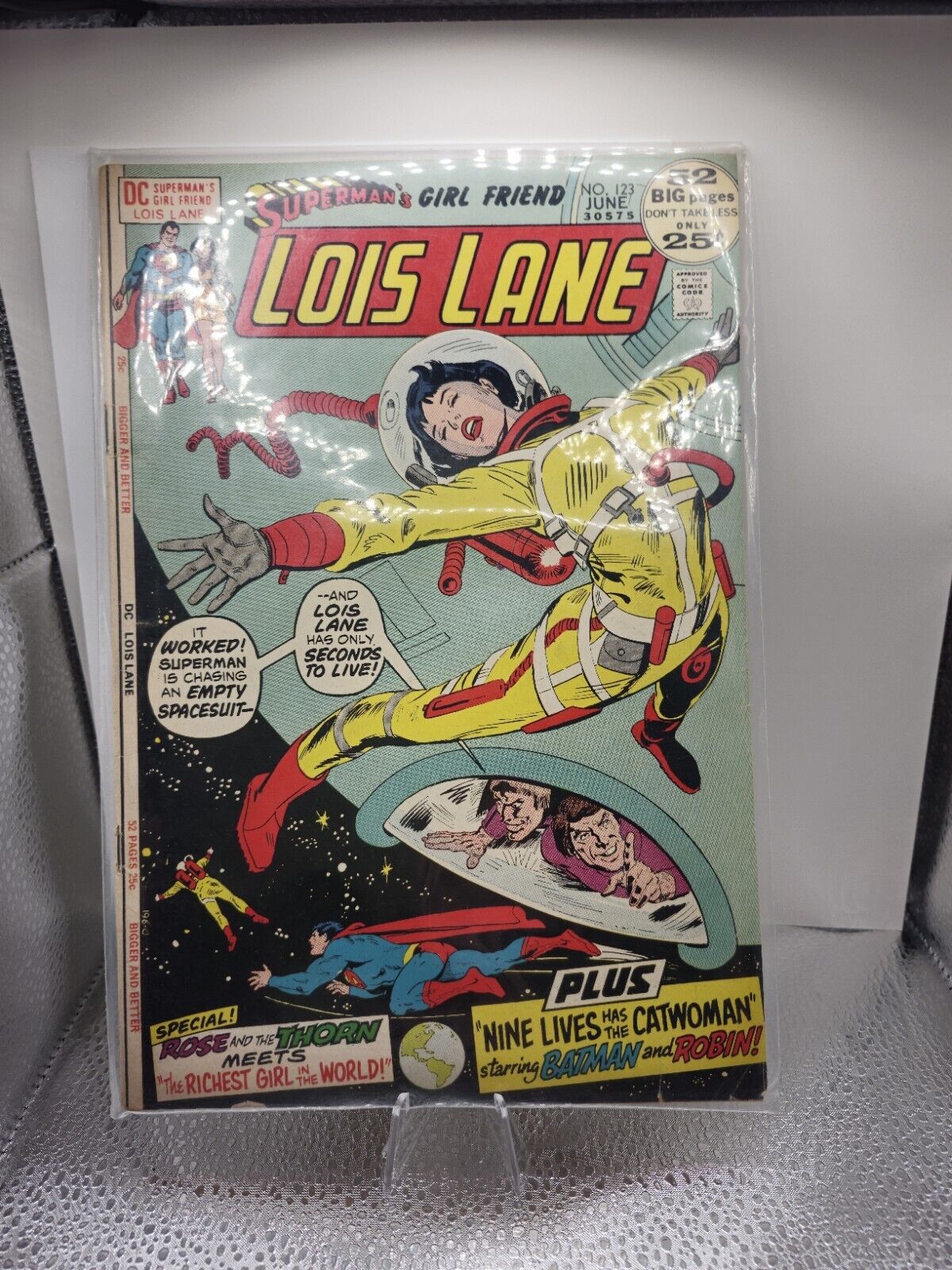 SUPERMAN\'S GIRLFRIEND LOIS LANE #123 (DC:1972) Space Cover