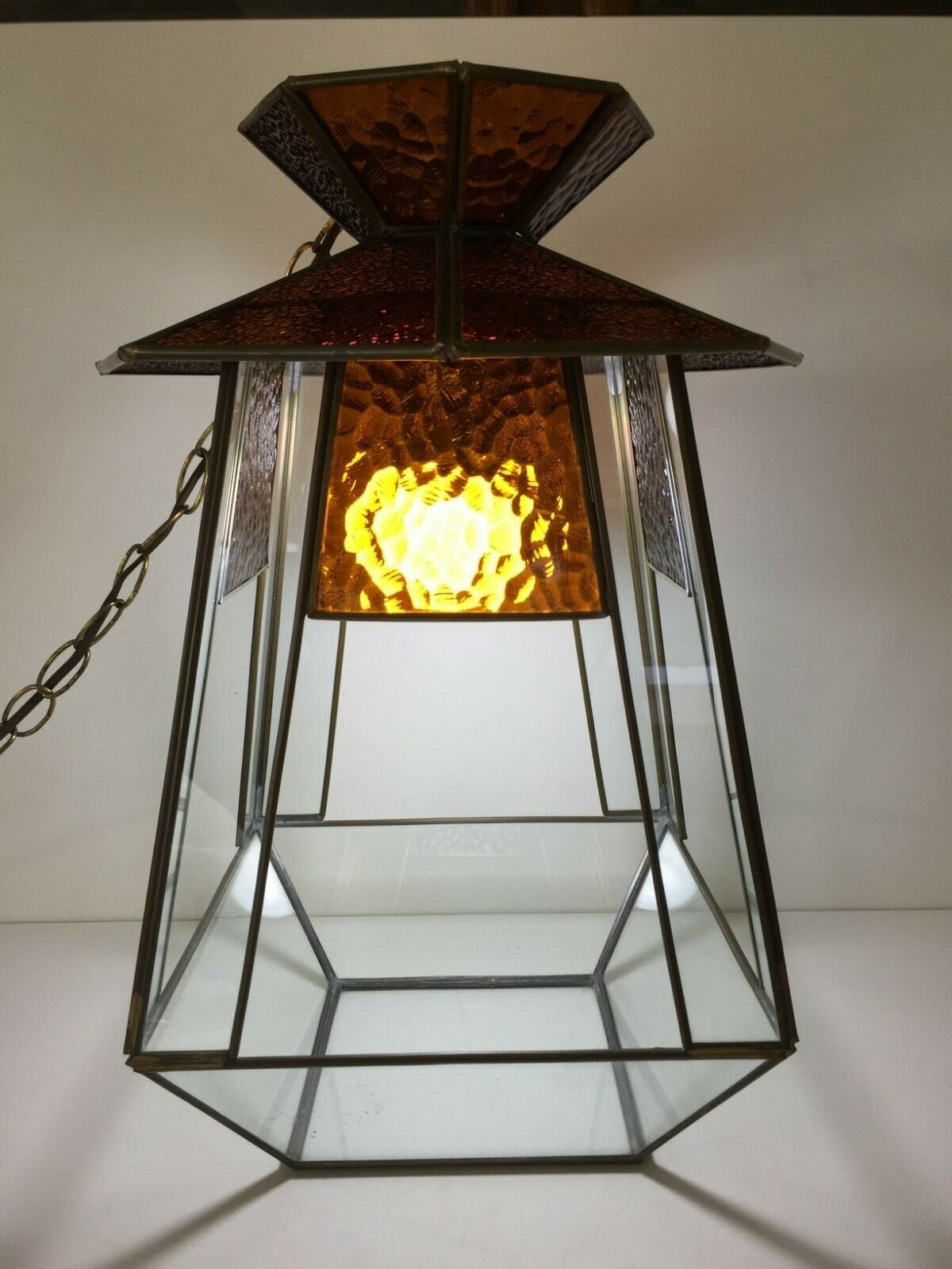 Vintage Stained Glass Hanging Lantern Light, Retro Pagoda Shape Swag Lamp, 18\