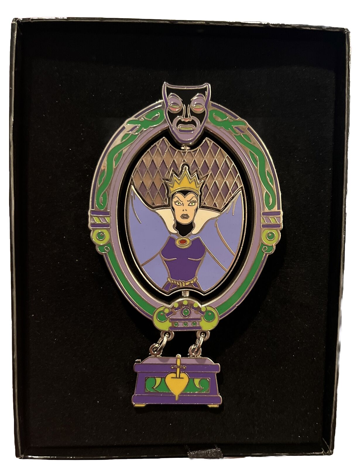 JUMBO SPINNER DANGLER Disney Featured Artist Pin Evil Queen Transformation LE750