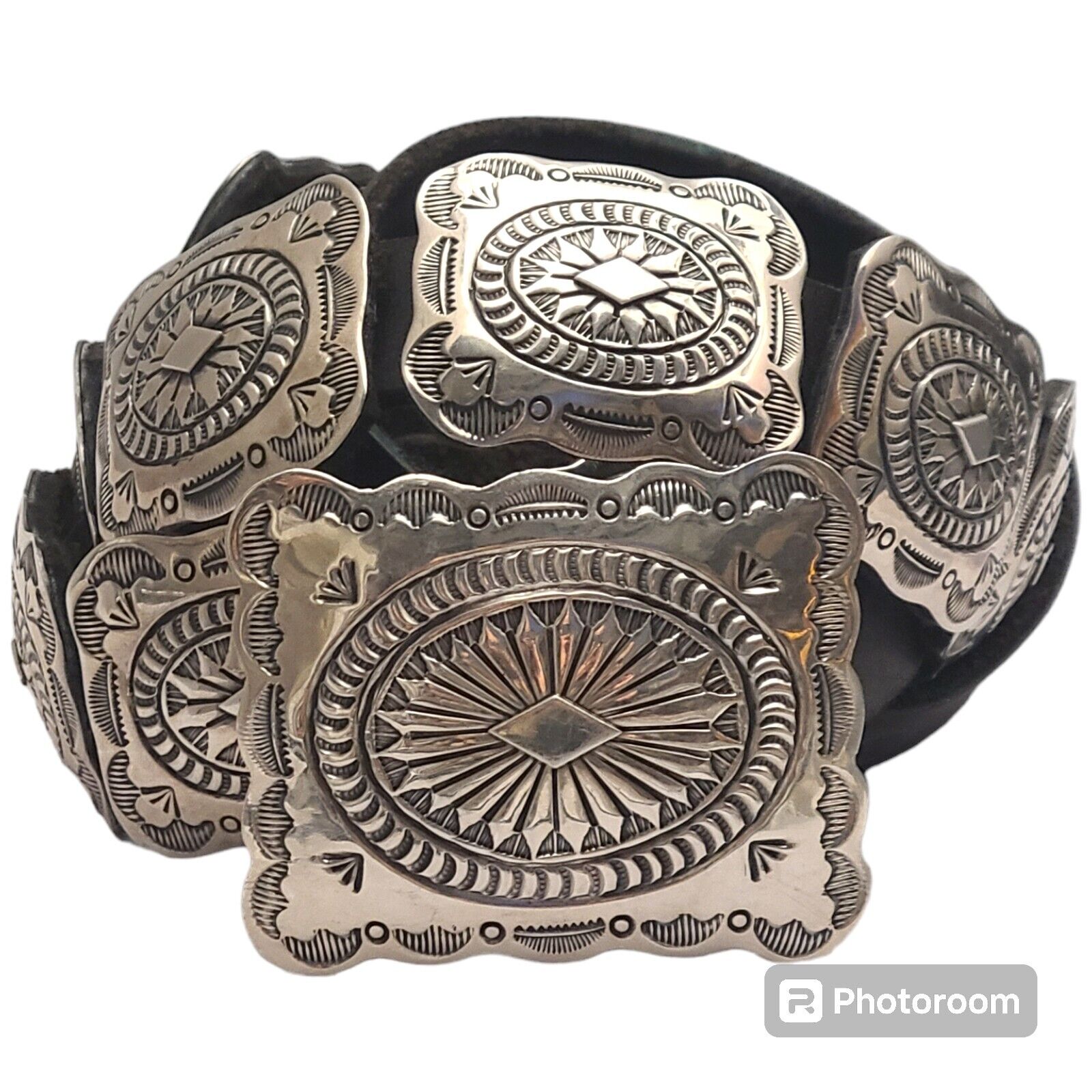 DETAILED VINTAGE NAVAJO Lucille Ramone STERLING SILVER REPOUSSED CONCHO BELT 