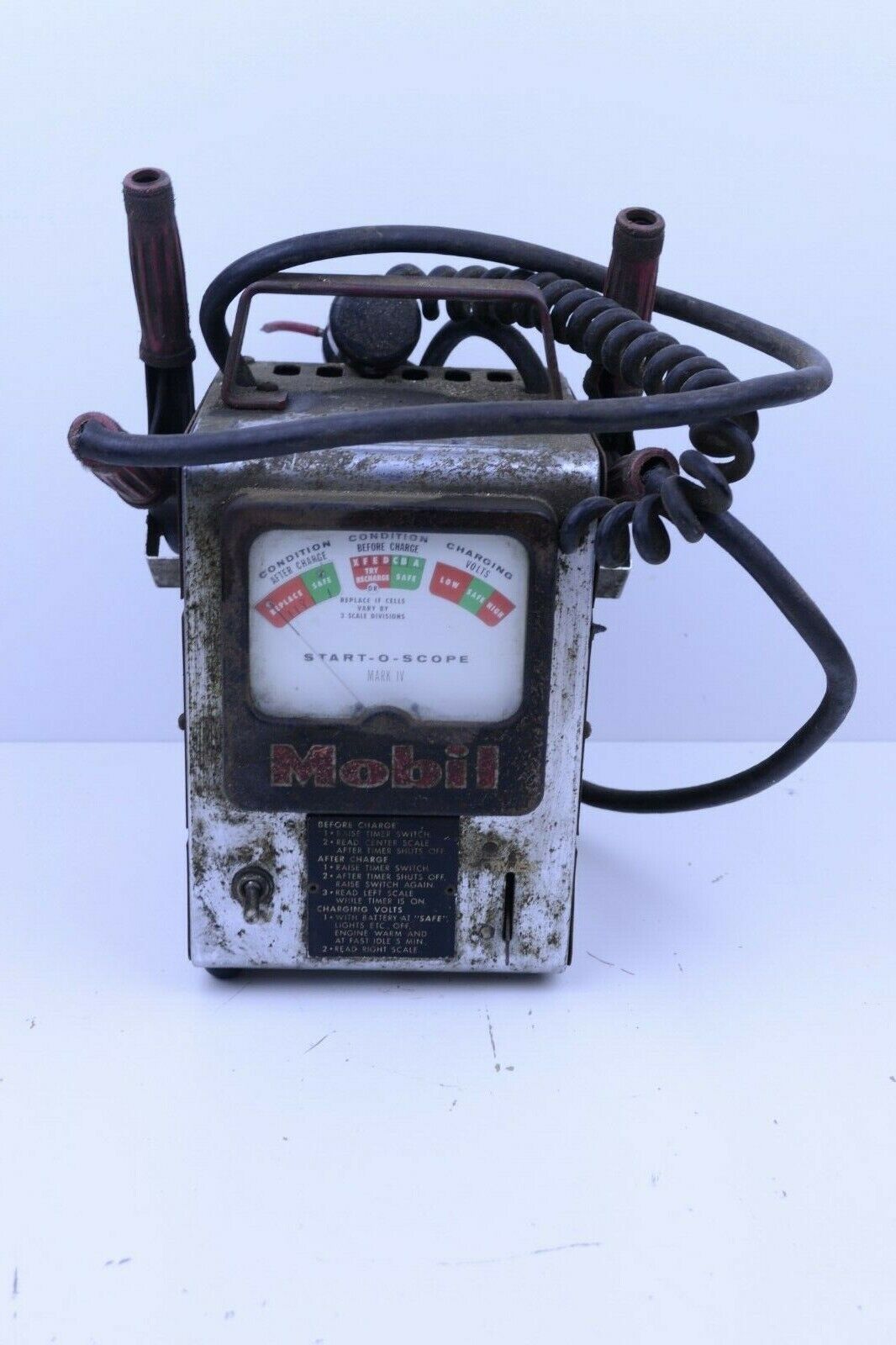 VINTAGE MOBIL OIL GAS STATION PORTABLE BATTERY CHARGER 1960s - START O SCOPE