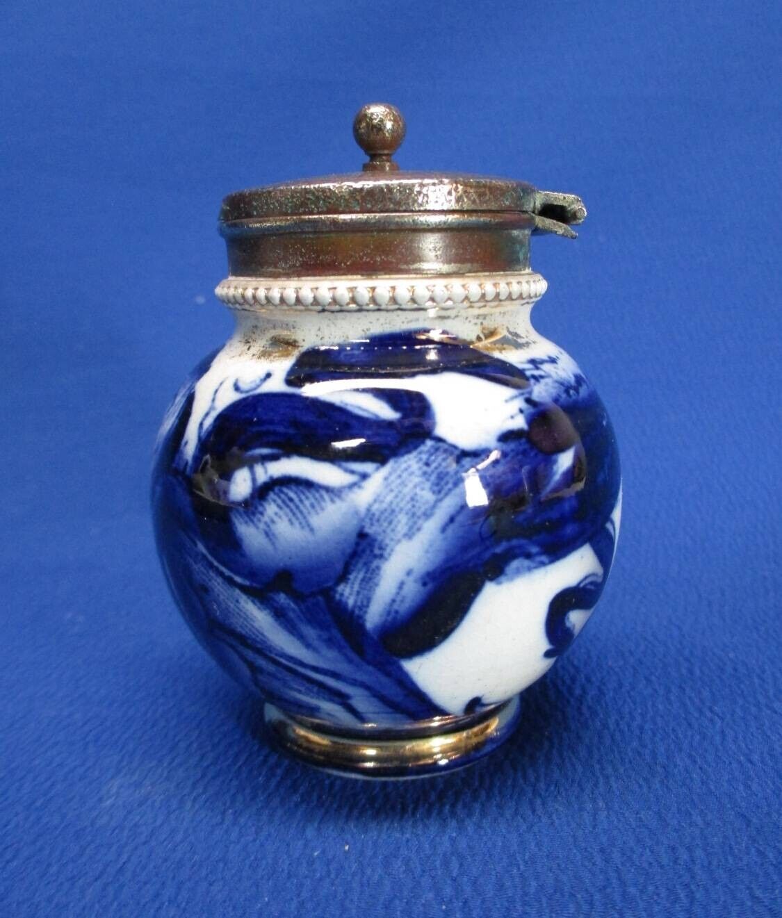 ROYAL DOULTON STAFFORDSHIRE SMALL SILVER LIDDED CONDIMENT COBALT LEAVES AND VINE