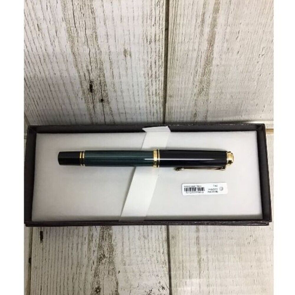 Pelikan Souveran M600  green stripe Fountain Pen M Nib