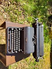 Adler Royal Epoch Manual Portable Black Typewriter 79100G picture