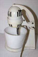 1930S ANTIQUE VINTAGE MARY DUNBAR HANDYMIX MIXER W/ MILK GLASS BOWL & BEATERS picture