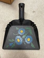 Vintage Black Metal Dust Pan With Floral Pattern Looks Brand New picture