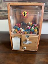 Victor Vending Corp Chicago 39 ILL - 1 Cent Vintage Gumball Machine No Key picture