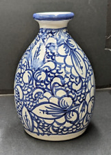 VTG Art Pottery Redware Blue & White Bulbous Vase Made in Peru Hand Painted picture