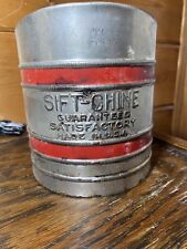 VINTAGE SAVORY SIFT CHINE FLOUR SIFTER FARMHOUSE KITCHEN COLLECTIBLE Handle RED picture