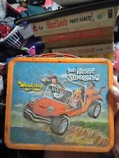 The Croft Super Show Wonder Bird Lunch Box And Mugs picture