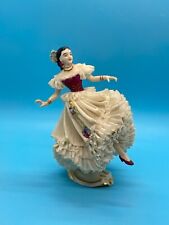 1907-1949 Dresden Muller-Volkstedt Hand Painted Lace Flamenco Dancer – Exquisite picture