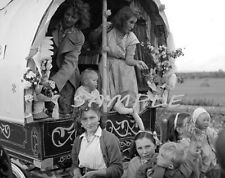 1930s IRISH GYPSY CARAVAN  PHOTO Travelers (134-V) picture
