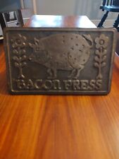 bacon press cast iron pig picture